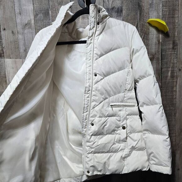 Larry Levine White Down Puffer Coat - Picture 4 of 7